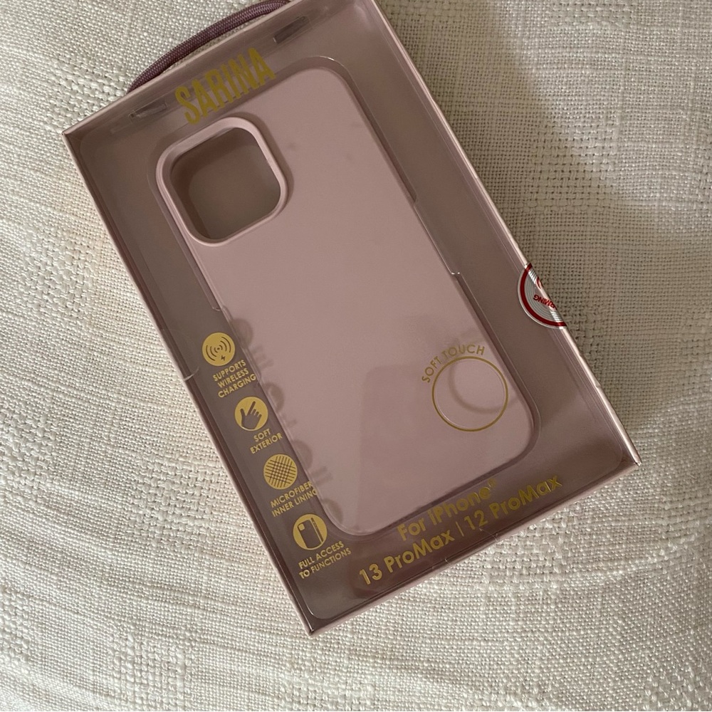 Sarina Iphone 13 or 12 Pro Max case